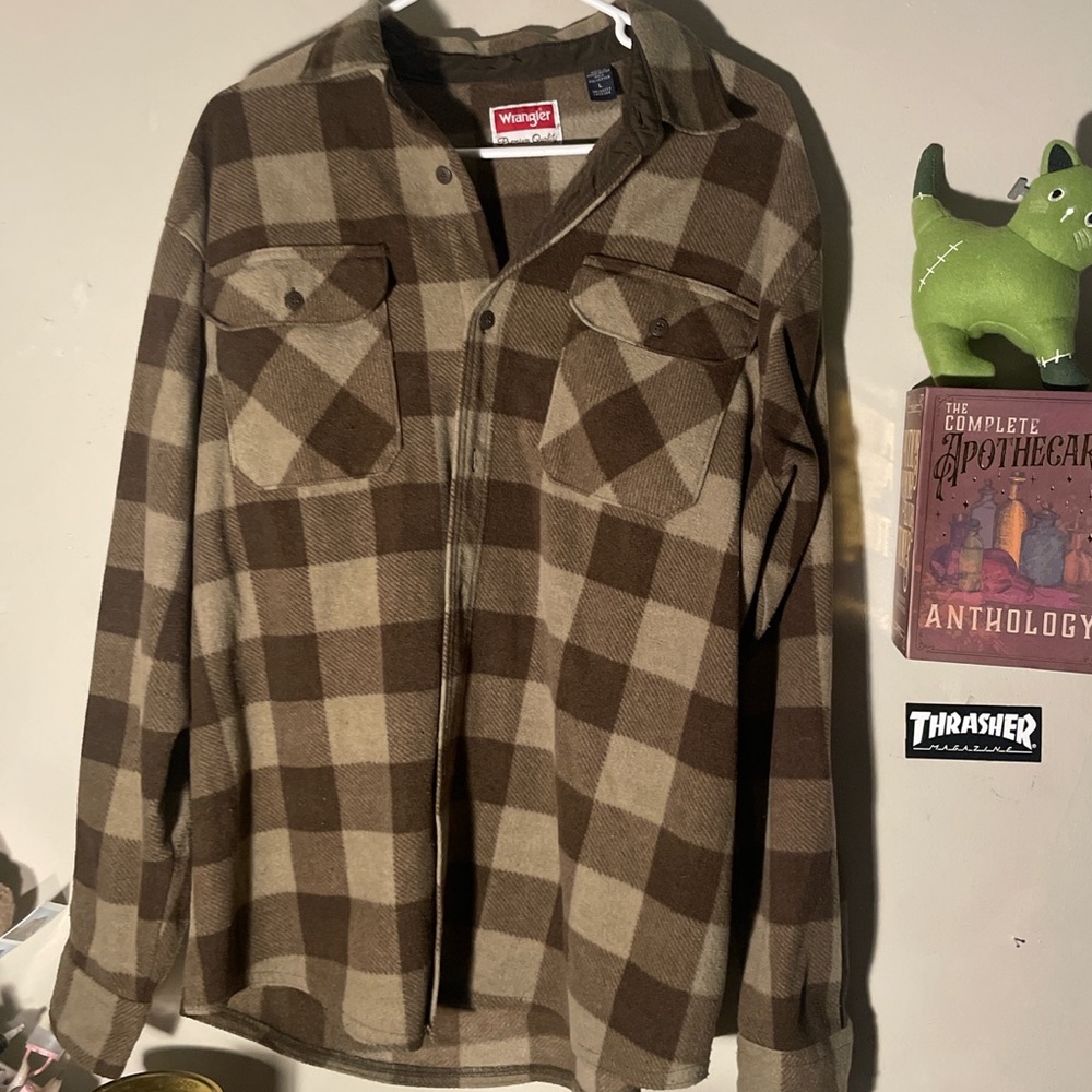 Brown wrangler flannel